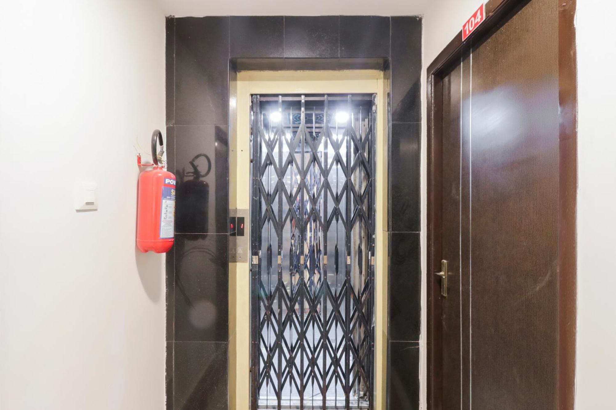 Hotel O Akshaya Elite Vijayawāda 外观 照片